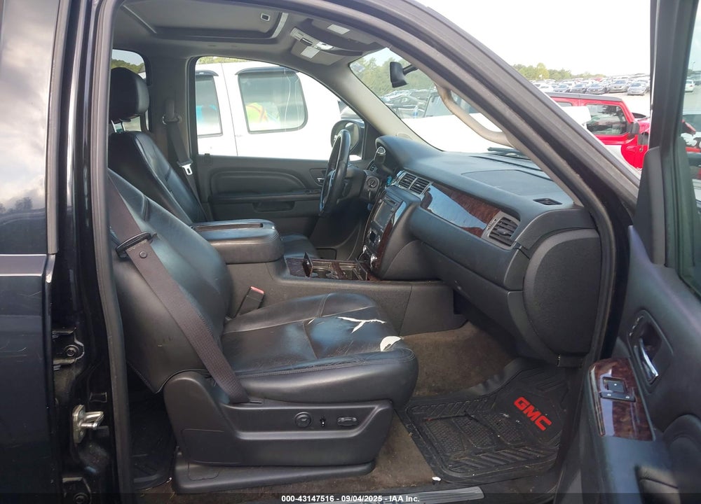 2012 GMC YUKON XL VIN: 1GKS1MEFXCR282534