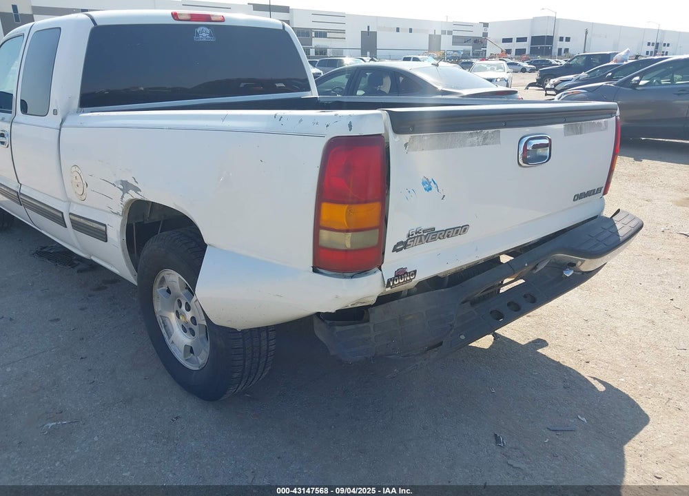 1999 CHEVROLET SILVERADO 1500 LT VIN: 2GCEC19T5X1196774