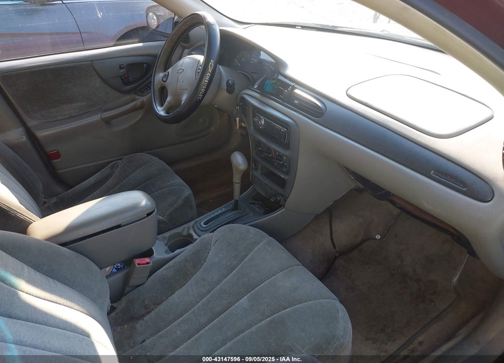 1998 CHEVROLET MALIBU VIN: 1G1ND52M3W6221579