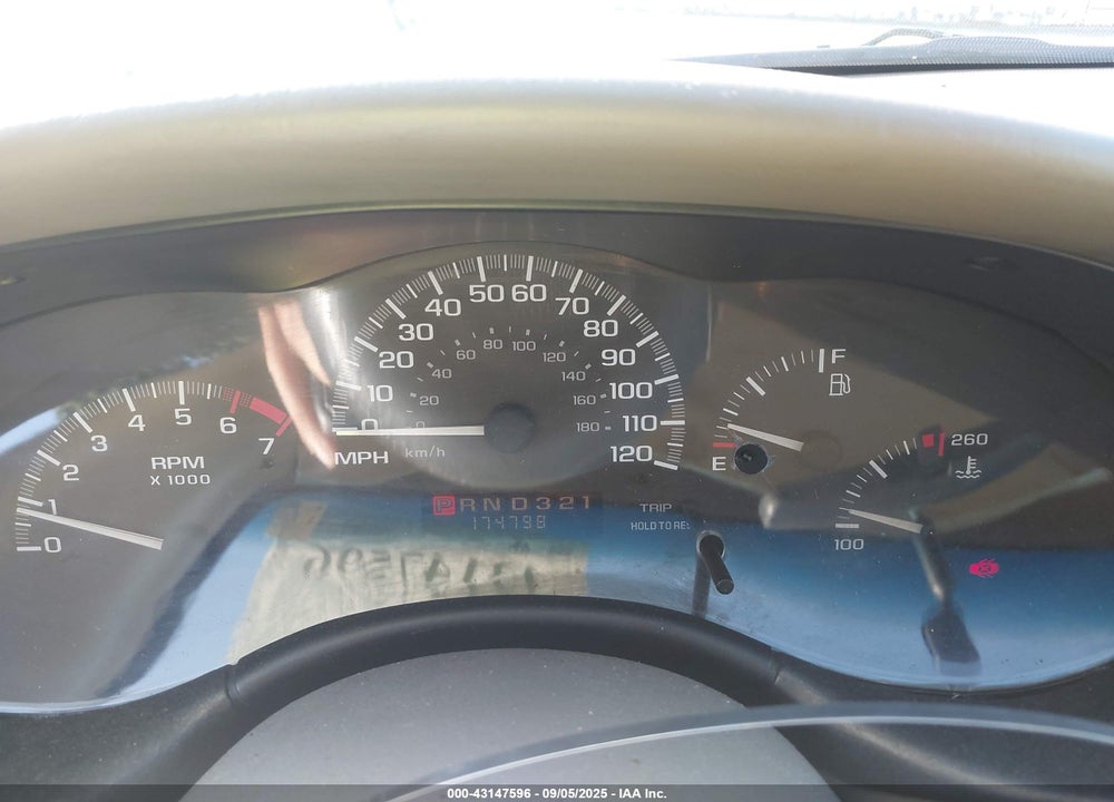 1998 CHEVROLET MALIBU VIN: 1G1ND52M3W6221579