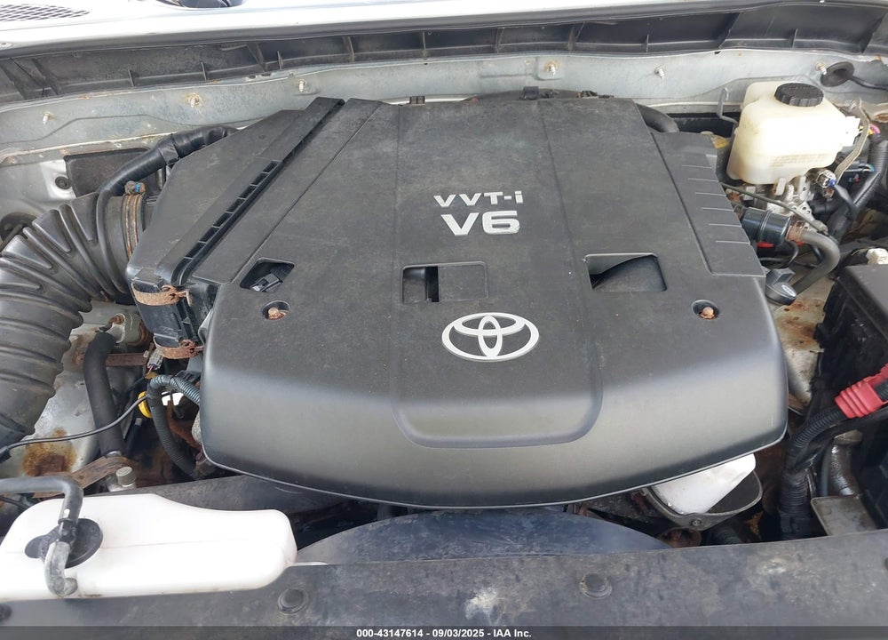 2007 TOYOTA FJ CRUISER VIN: JTEBU11F470087879