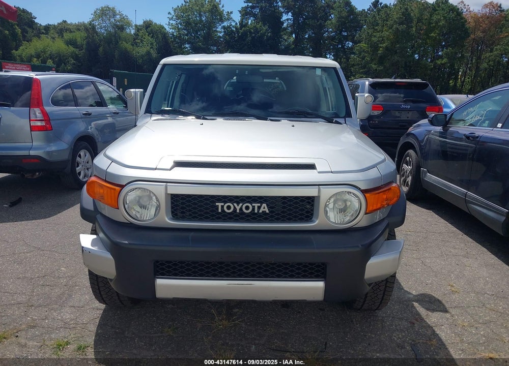 2007 TOYOTA FJ CRUISER VIN: JTEBU11F470087879