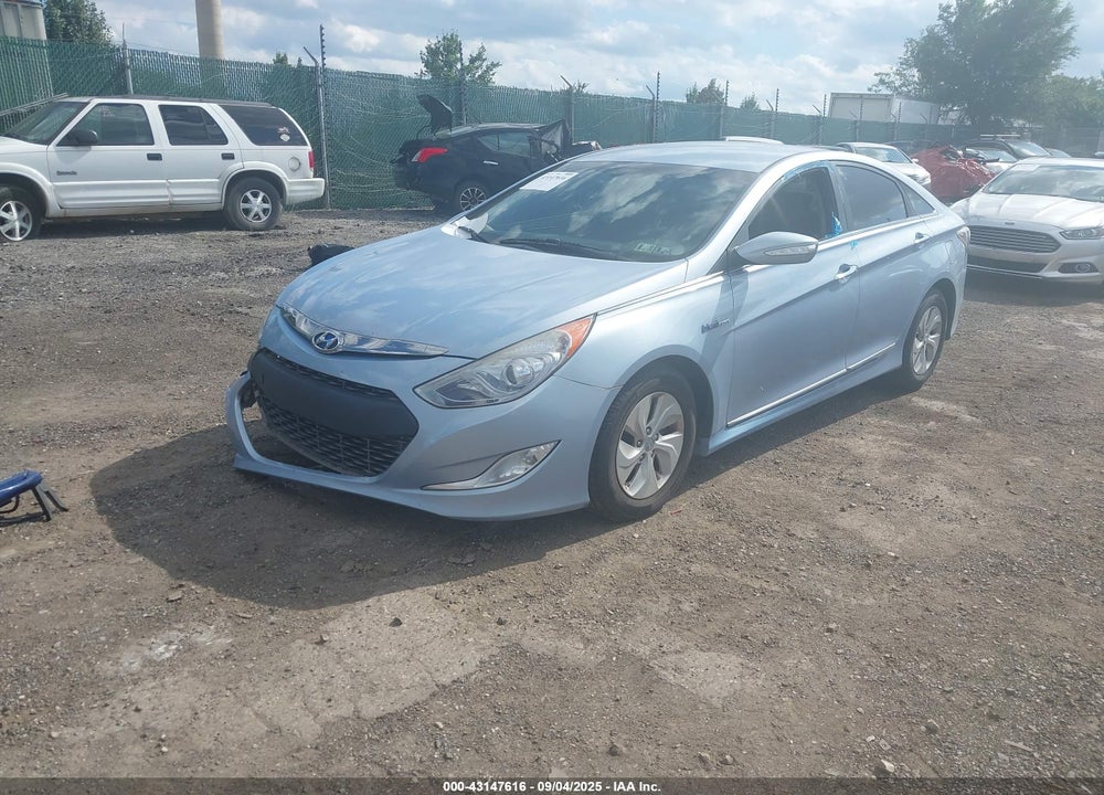 2013 HYUNDAI SONATA HYBRID VIN: KMHEC4A42DA084291