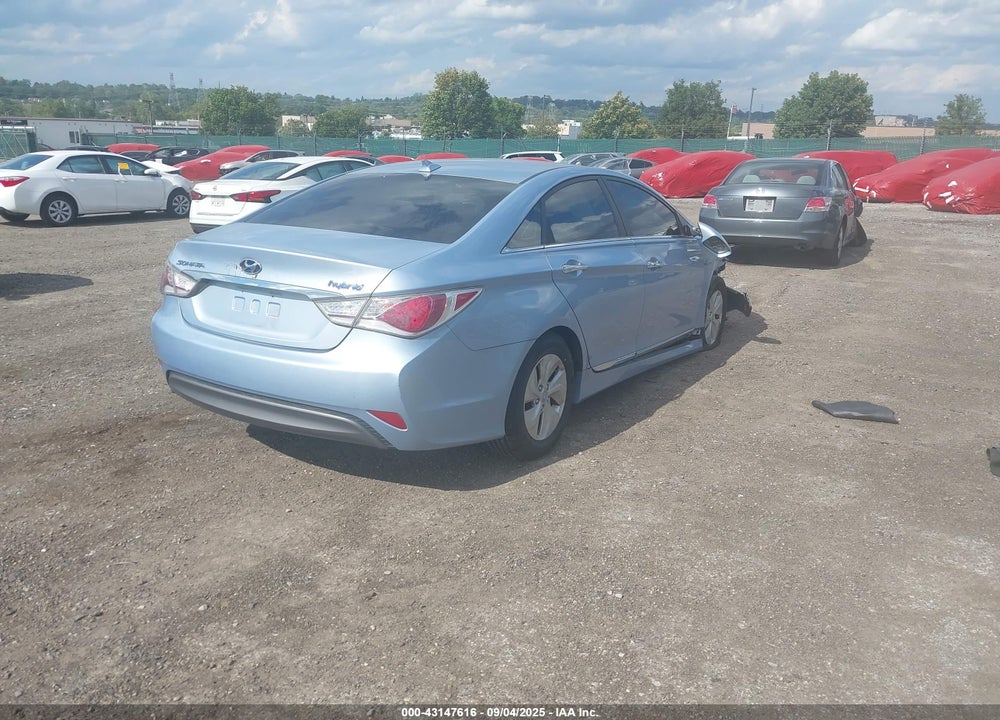 2013 HYUNDAI SONATA HYBRID VIN: KMHEC4A42DA084291
