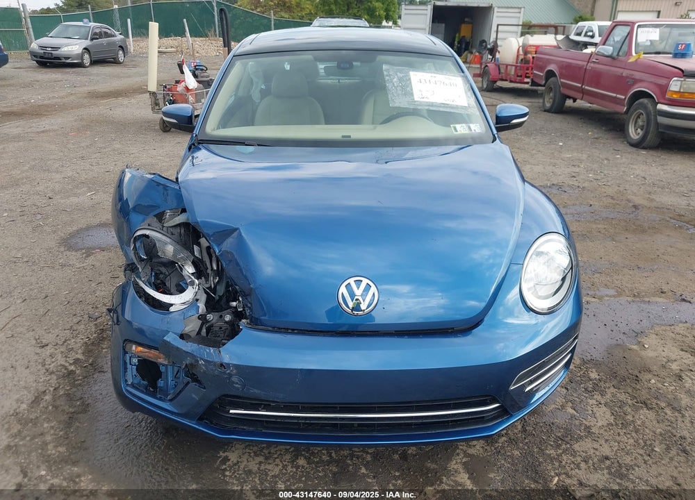 2019 VOLKSWAGEN BEETLE VIN: 3VWJD7AT2KM707558
