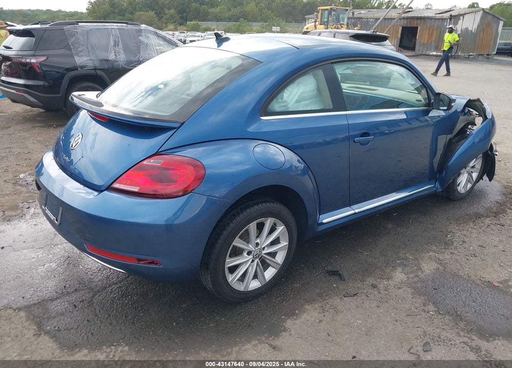 2019 VOLKSWAGEN BEETLE VIN: 3VWJD7AT2KM707558