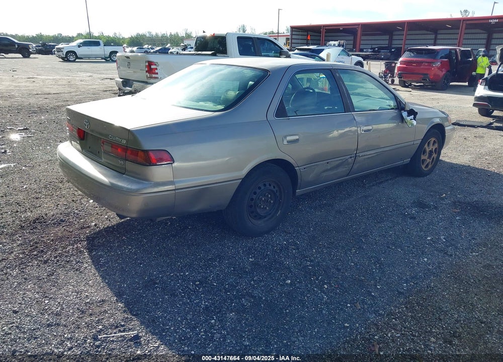 1999 TOYOTA CAMRY LE V6 VIN: 4T1BF28K3XU083415