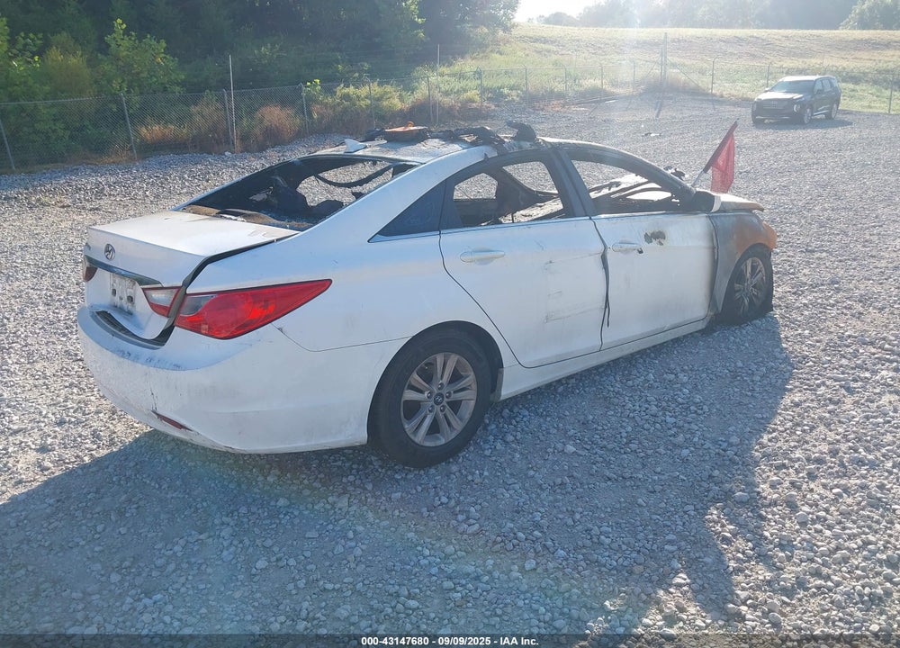 2013 HYUNDAI SONATA GLS VIN: 5NPEB4AC7DH605867