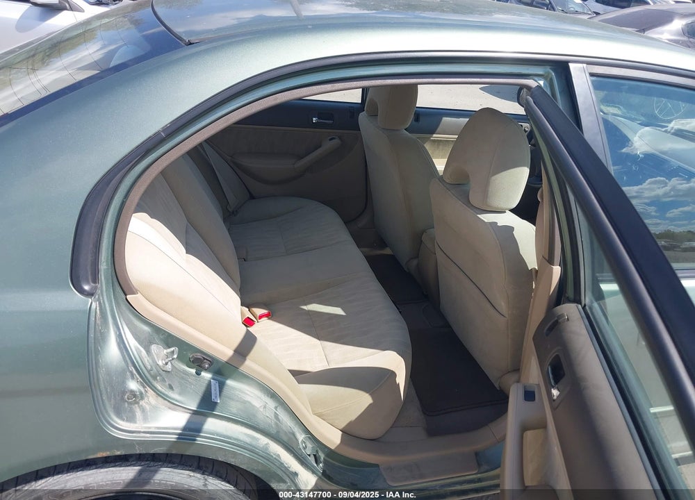 2004 HONDA CIVIC LX VIN: 1HGES16574L011107