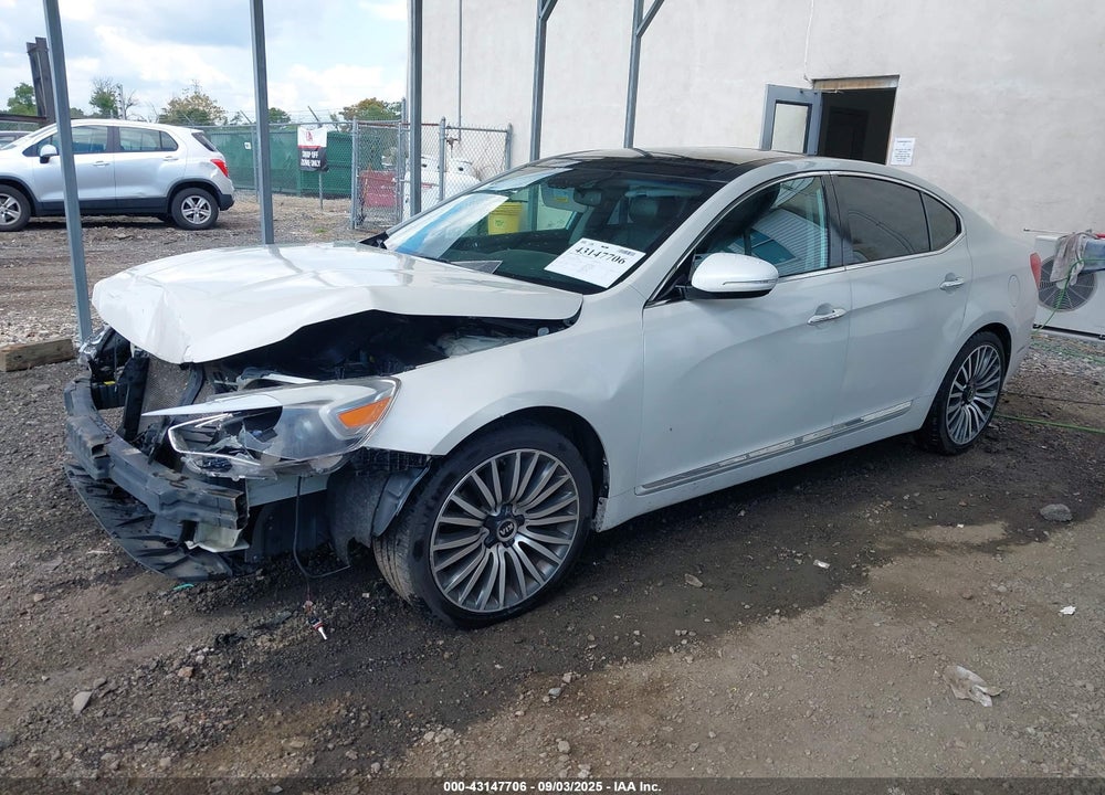 2015 KIA CADENZA VIN: KNALN4D74F5182100