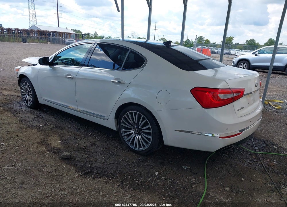 2015 KIA CADENZA VIN: KNALN4D74F5182100
