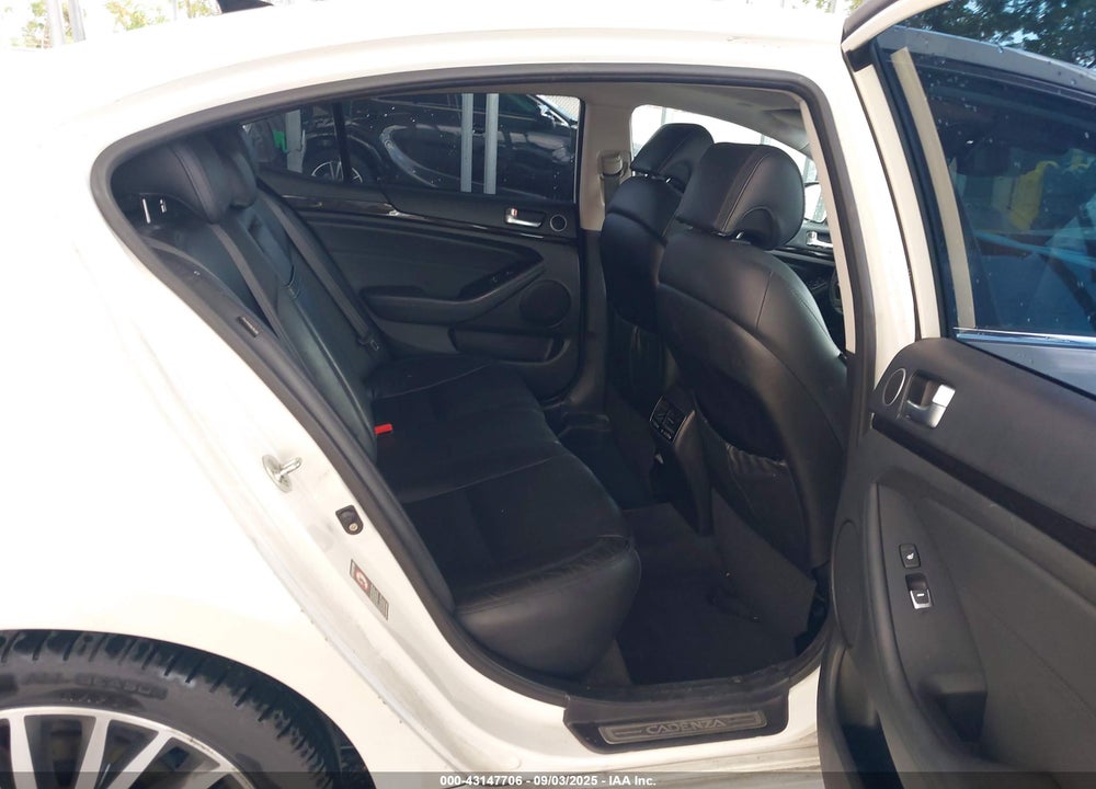 2015 KIA CADENZA VIN: KNALN4D74F5182100