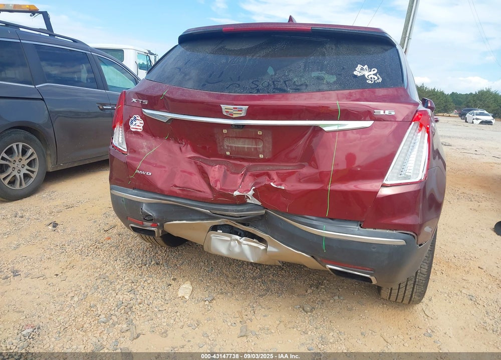 2017 CADILLAC XT5 VIN: 1GYKNFRS3HZ167469
