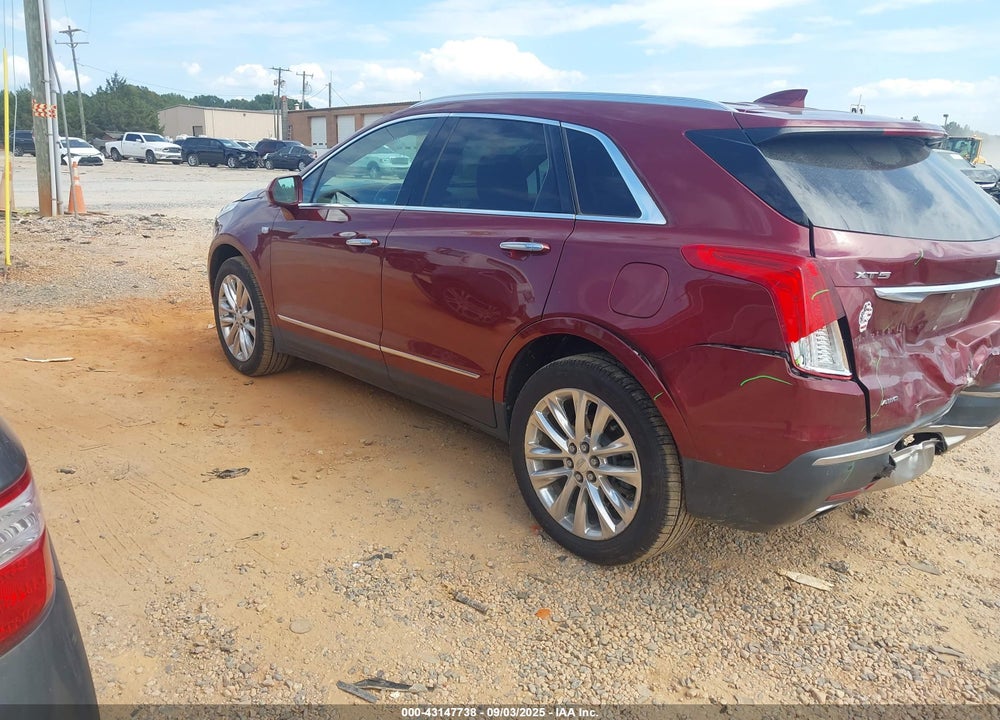 2017 CADILLAC XT5 VIN: 1GYKNFRS3HZ167469