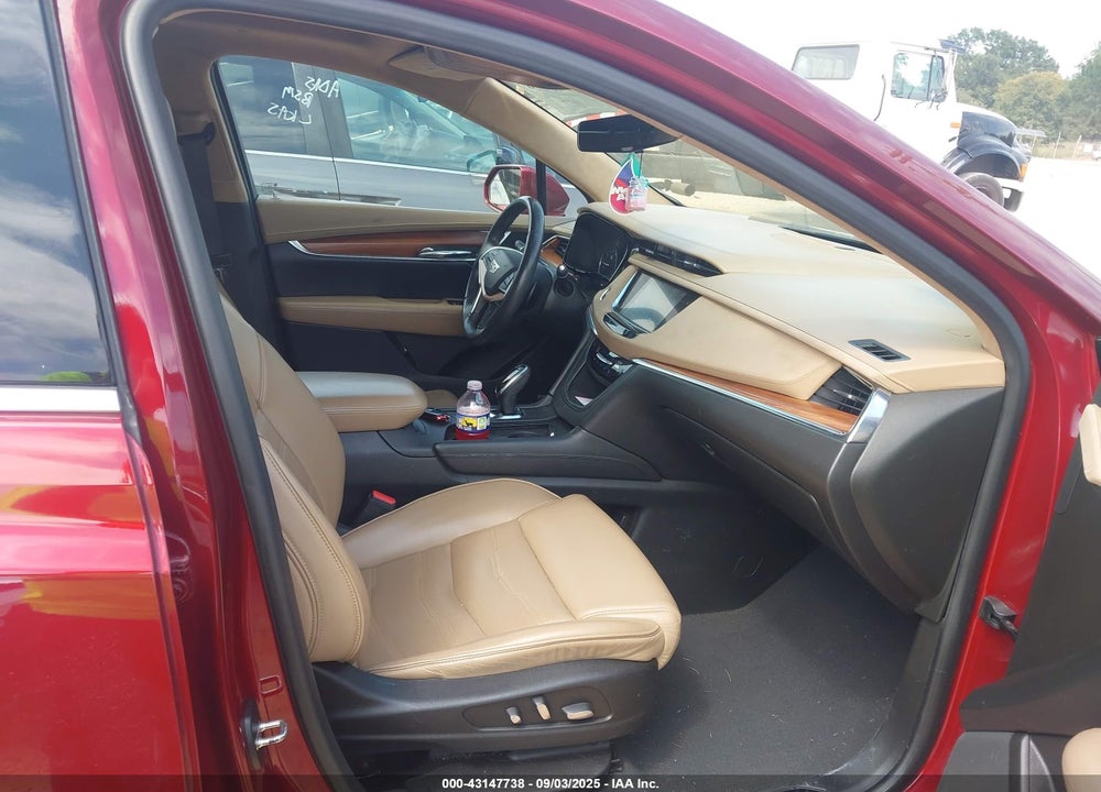 2017 CADILLAC XT5 VIN: 1GYKNFRS3HZ167469
