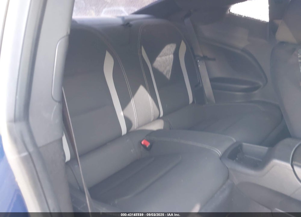 2019 CHEVROLET CAMARO 1LT VIN: 1G1FB1RS4K0122144