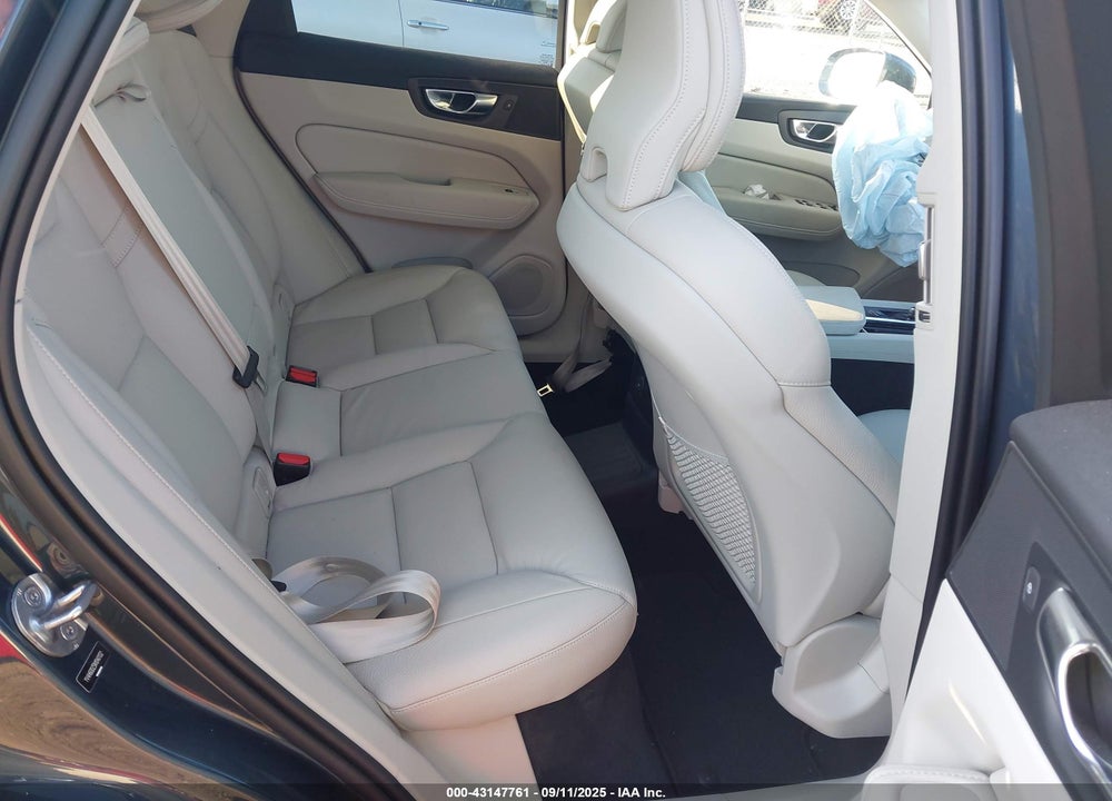 2022 VOLVO XC60 RECHARGE VIN: YV4H60DZ5N1040132