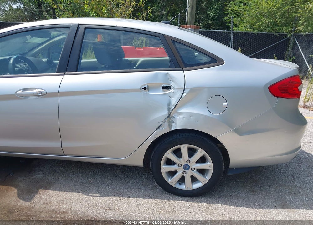 2012 FORD FIESTA VIN: 3FADP4BJ5CM131667