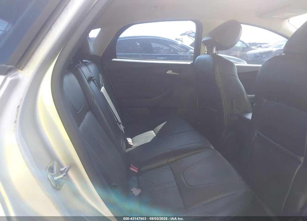 2014 FORD FOCUS VIN: 1FADP3K28EL333474