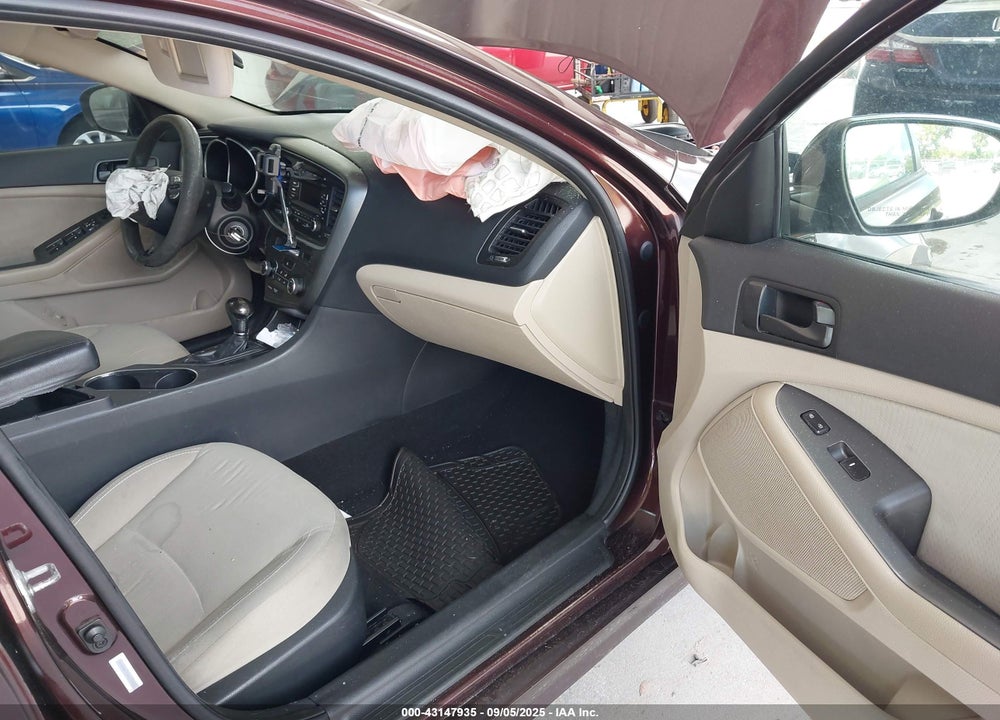 2014 KIA OPTIMA LX VIN: 5XXGM4A72EG307374