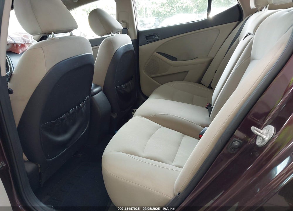 2014 KIA OPTIMA LX VIN: 5XXGM4A72EG307374