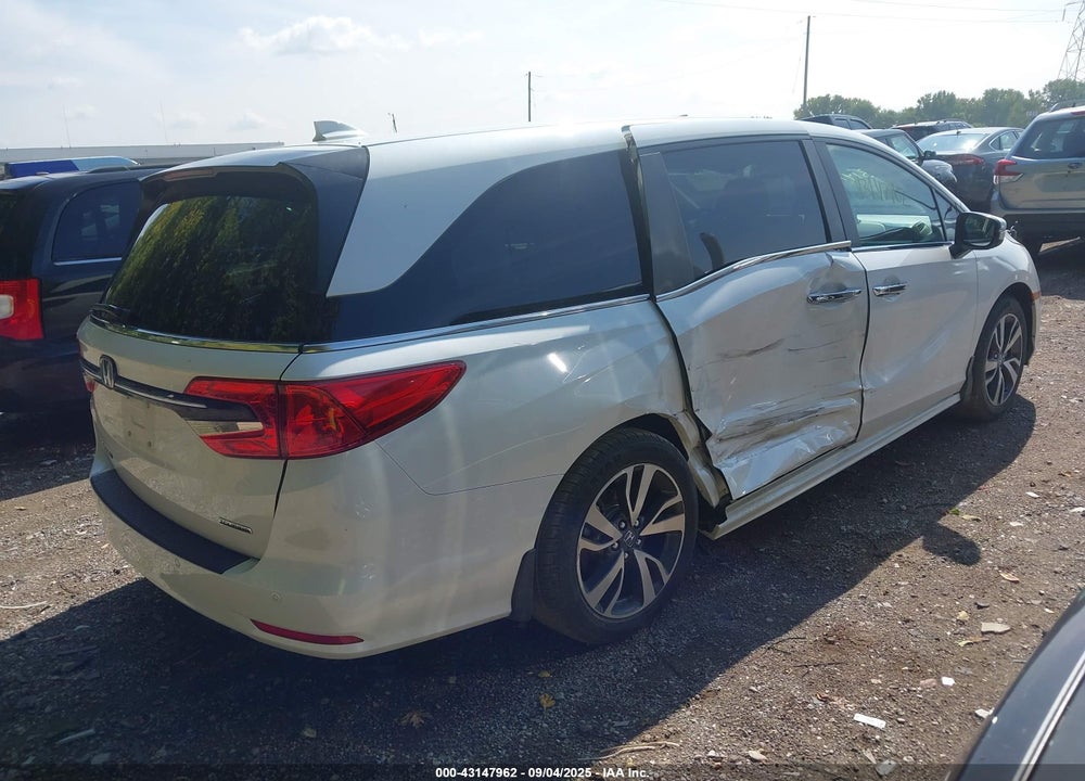 2021 HONDA ODYSSEY VIN: 5FNRL6H80MB001992