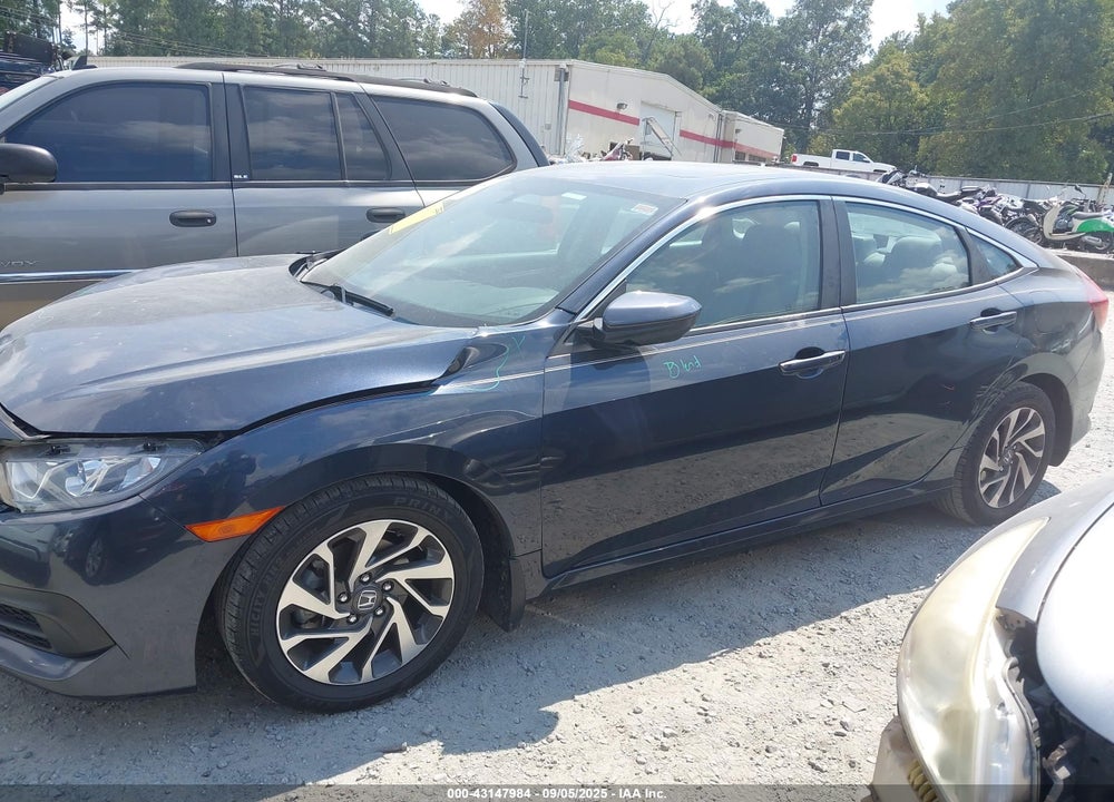 2017 HONDA CIVIC VIN: 19XFC2F74HE073666