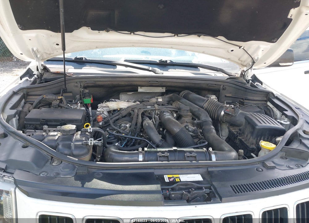 2016 JEEP GRAND CHEROKEE VIN: 1C4RJFBM8GC319470
