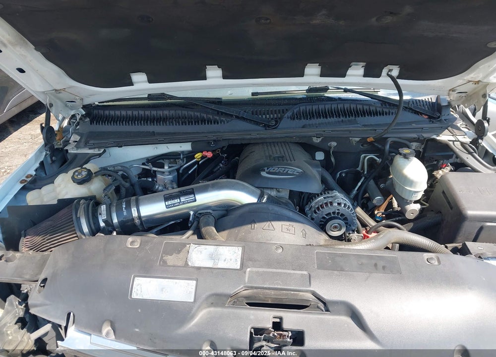 2004 CHEVROLET TAHOE LS VIN: 1GNEC13Z54J153784