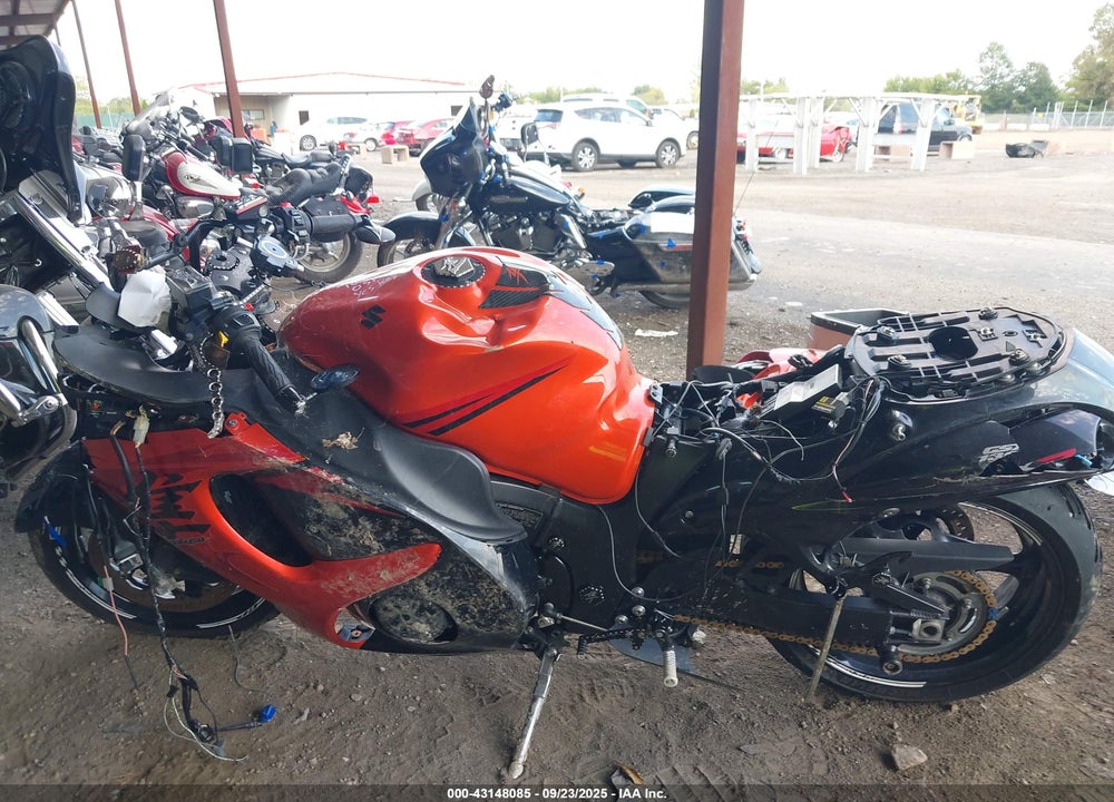 2008 SUZUKI GSX1300 R VIN: JS1GX72A882102827