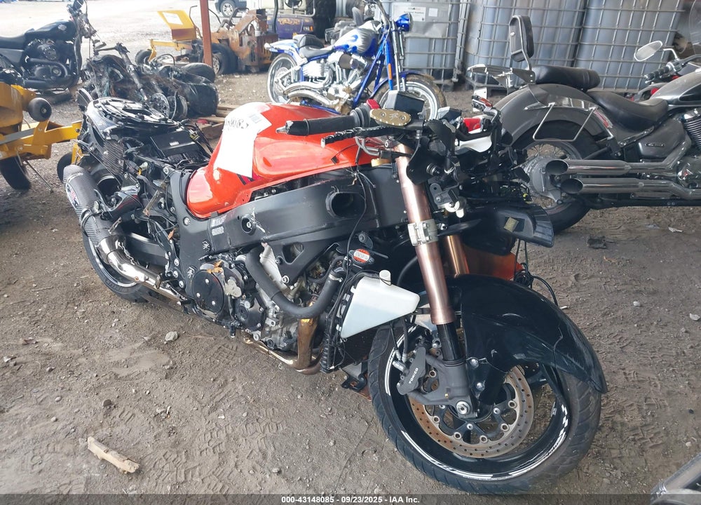 2008 SUZUKI GSX1300 R VIN: JS1GX72A882102827