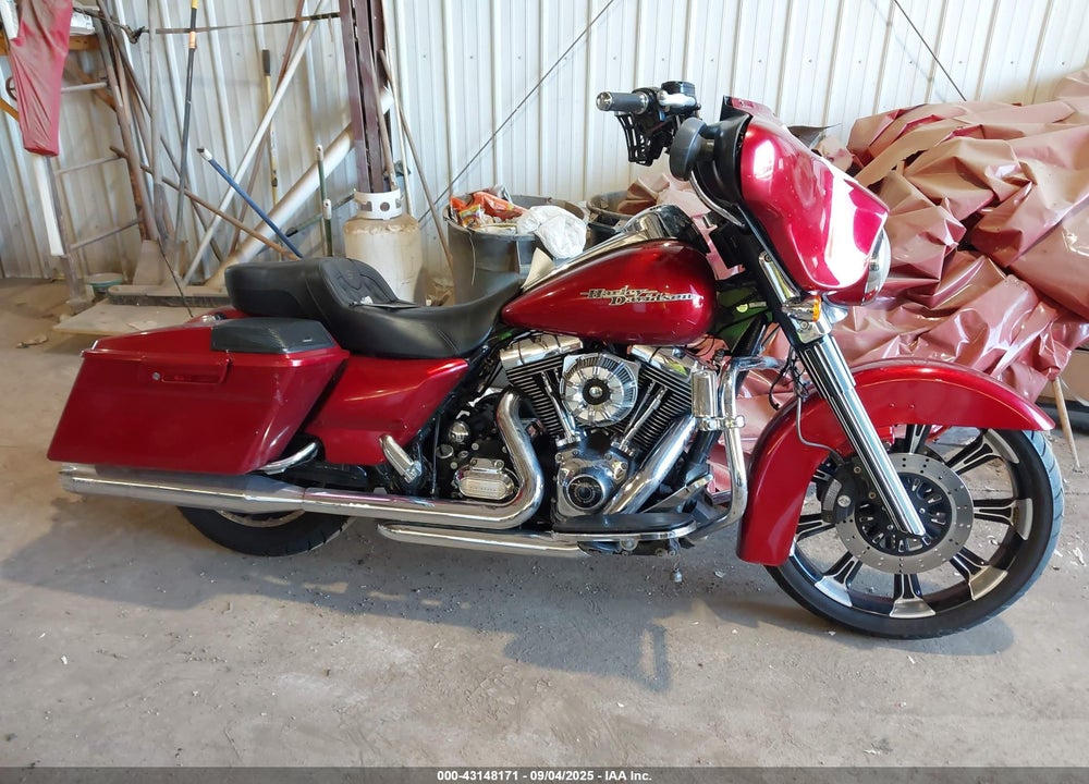 2012 HARLEY-DAVIDSON FLHX STREET GLIDE VIN: 1HD1KBM1XCB639149