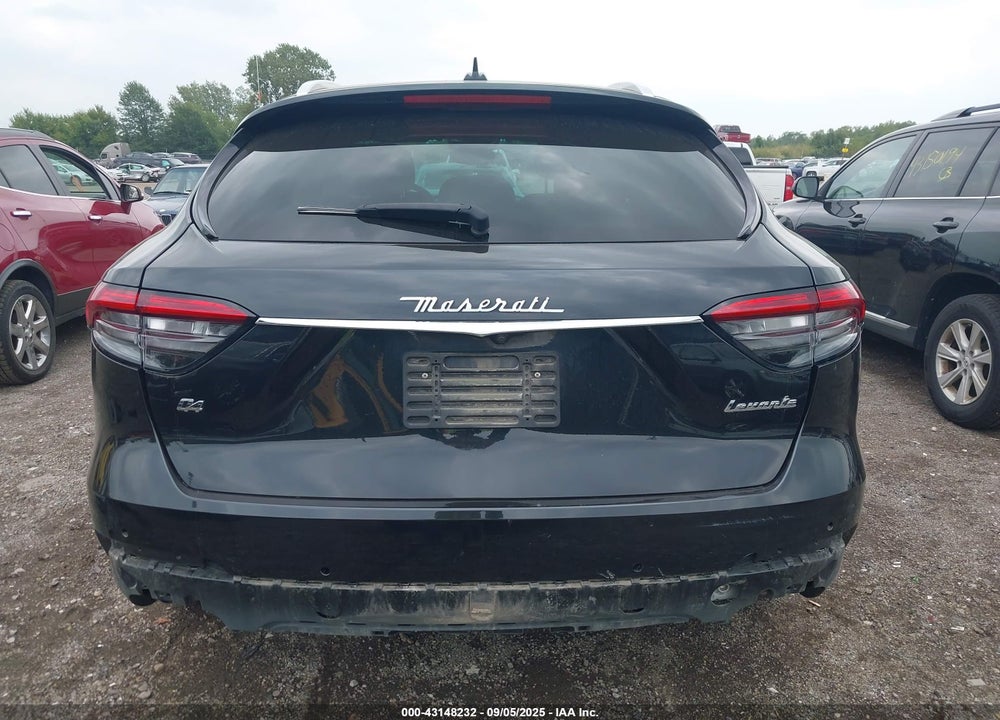 2021 MASERATI LEVANTE VIN: ZN661XUL2MX372309