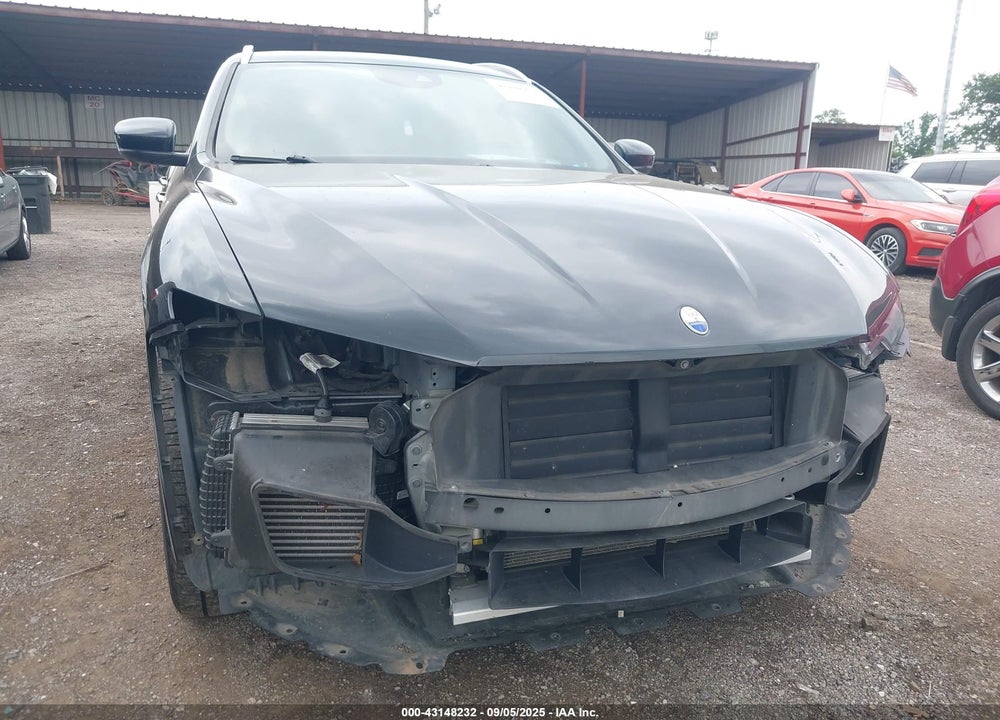 2021 MASERATI LEVANTE VIN: ZN661XUL2MX372309