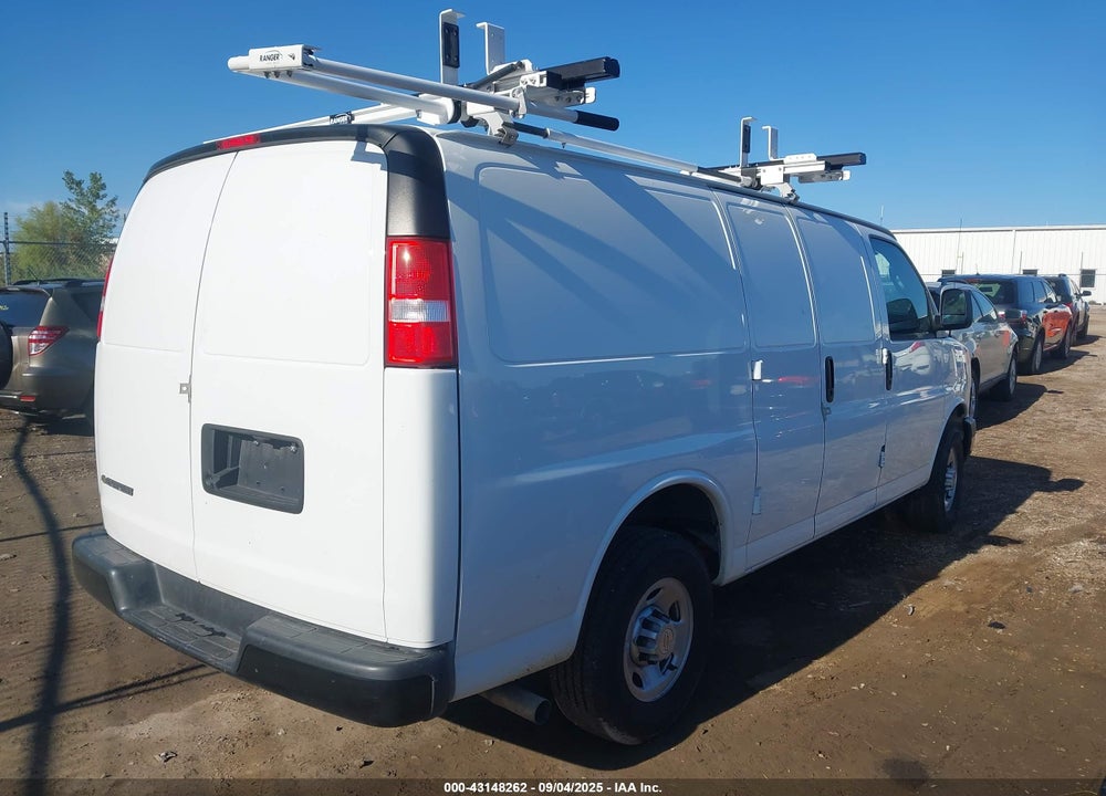 2024 CHEVROLET EXPRESS CARGO RWD 2500 REGULAR WHEELBASE WT VIN: 1GCWGAFP2R1174904