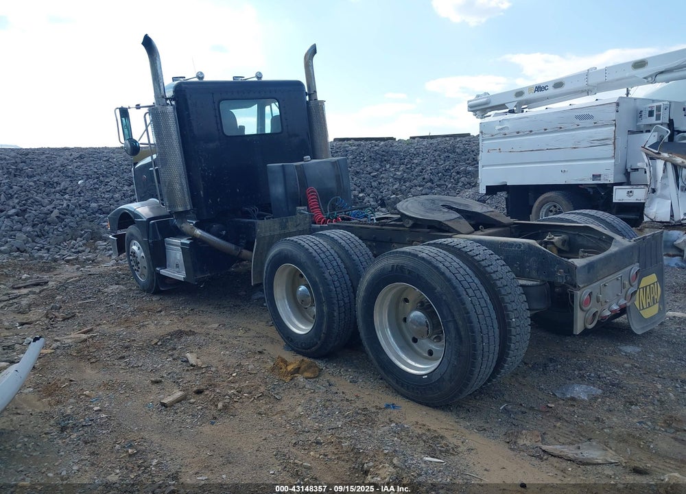 1991 PETERBILT 377 VIN: 1XPCDR9X1MD308281