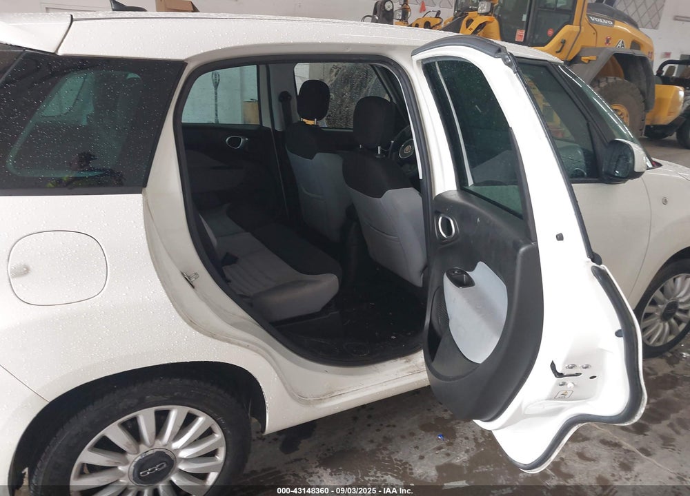 2014 FIAT 500L EASY VIN: ZFBCFABH4EZ028541