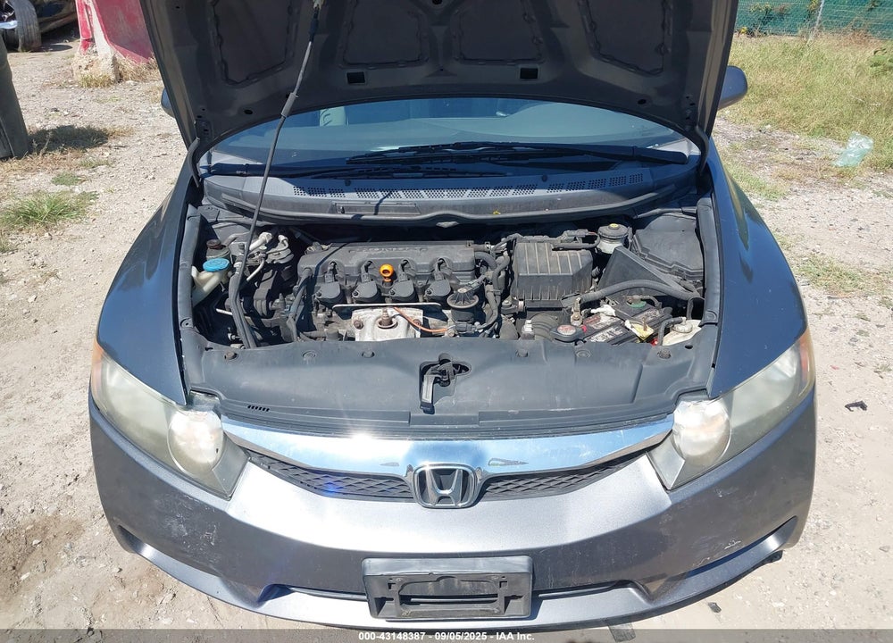 2011 HONDA CIVIC VIN: 19XFA1F82BE039080
