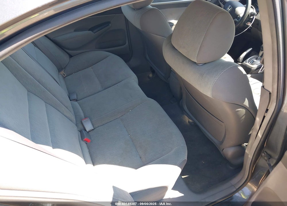 2011 HONDA CIVIC VIN: 19XFA1F82BE039080