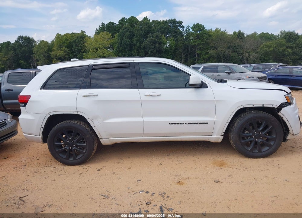 2017 JEEP GRAND CHEROKEE ALTITUDE 4X4 VIN: 1C4RJFAG2HC922363