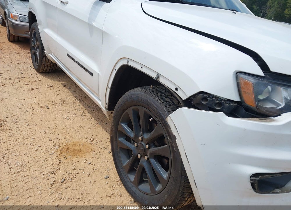 2017 JEEP GRAND CHEROKEE ALTITUDE 4X4 VIN: 1C4RJFAG2HC922363