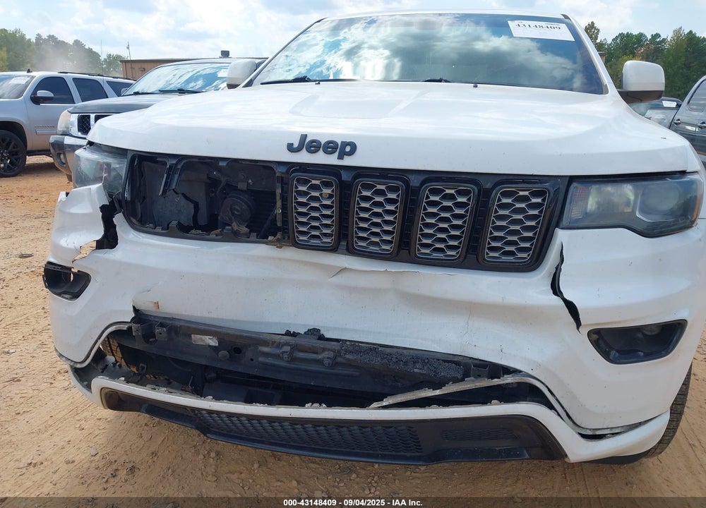 2017 JEEP GRAND CHEROKEE ALTITUDE 4X4 VIN: 1C4RJFAG2HC922363