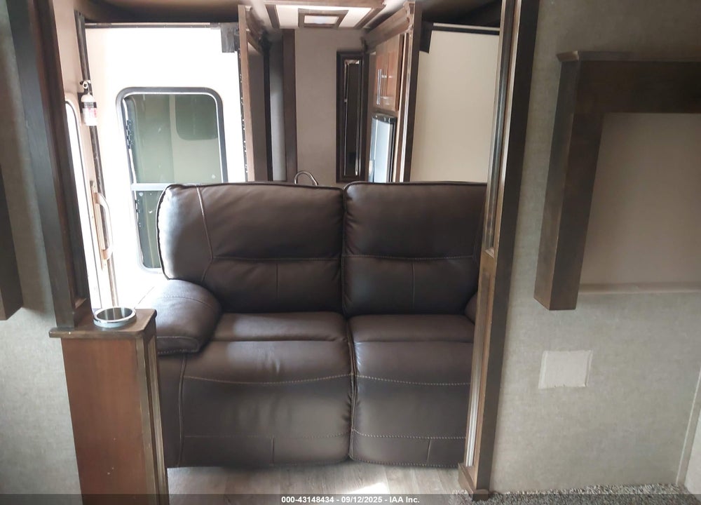 2018 VANLEIGH RV VILANO VIN: 7HHFC4029JV006579