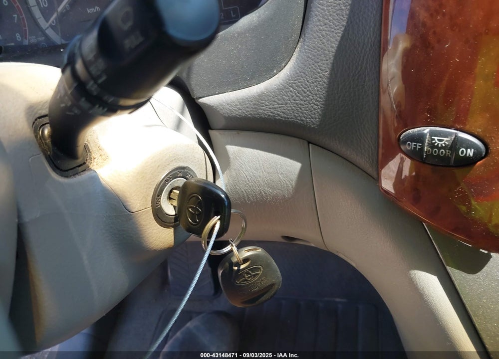 2004 TOYOTA SIENNA XLE VIN: 5TDZA22C64S153721