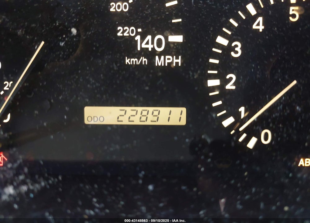 2002 LEXUS RX 300 VIN: JTJGF10U120129077