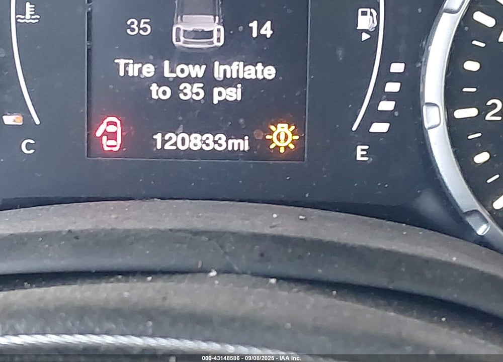 2017 JEEP RENEGADE VIN: ZACCJBBB3HPG13076
