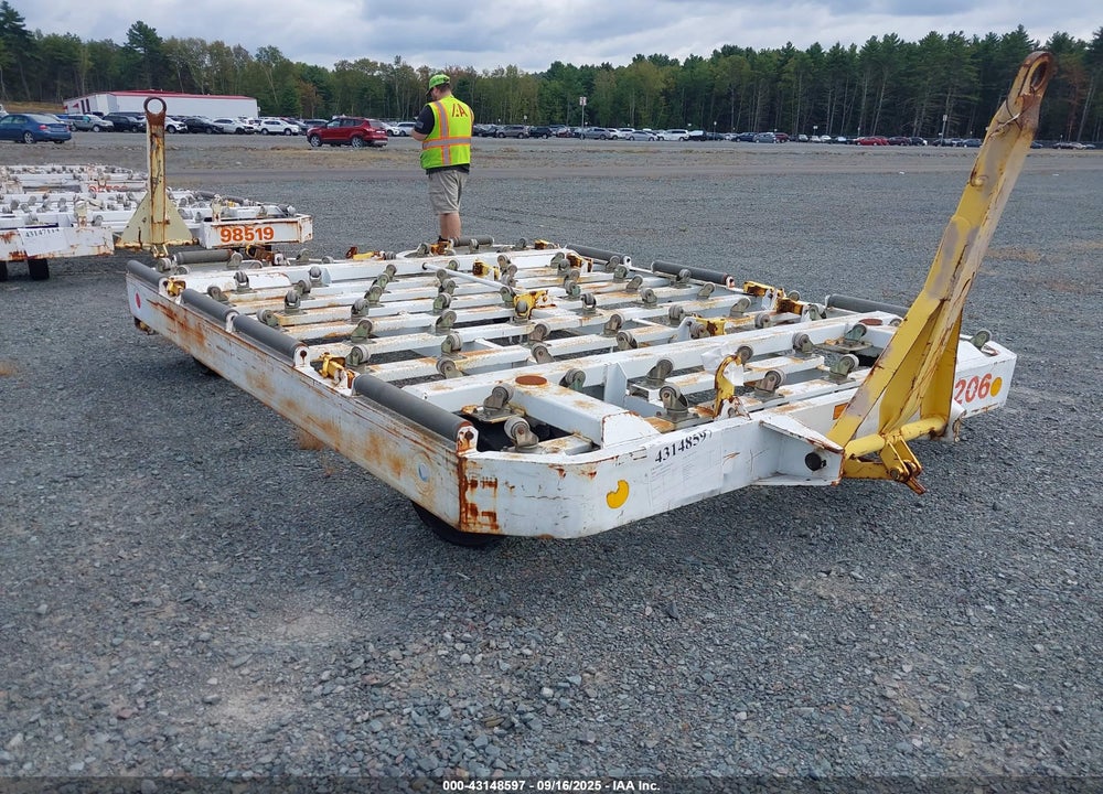2005 EQUIPMENT GSE A05167D VIN: 00000000000059206