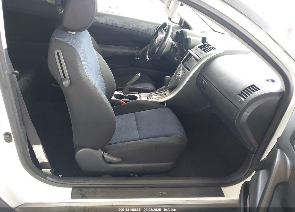 2005 SCION TC VIN: JTKDE177550007084