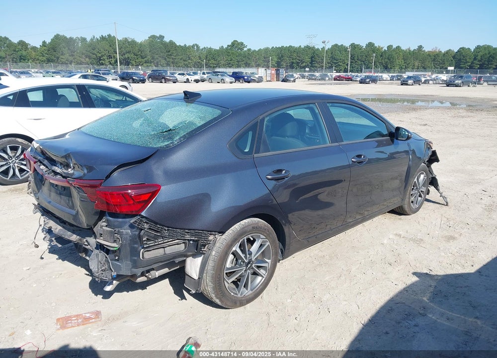 2023 KIA FORTE LXS VIN: 3KPF24AD3PE563798