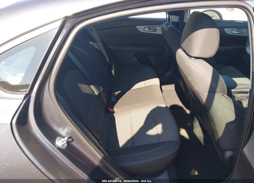 2023 KIA FORTE LXS VIN: 3KPF24AD3PE563798